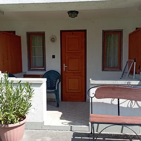 Suzy Maison d'hôtes Zamárdi