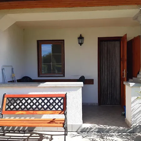 Casa de hóspedes Suzy Zamárdi